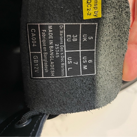 Dr. Martens black 8 hole leather boots. Like new. Paid $225 asking $150 - Picture 4 of 4